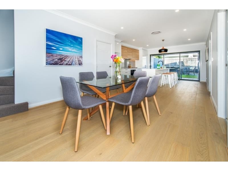 33 Yarra Rd, Phillip Bay NSW 2036