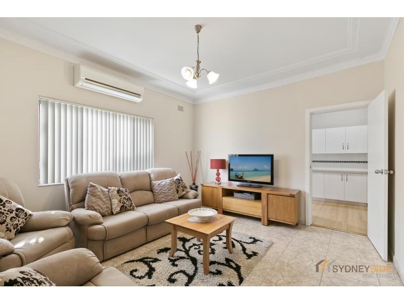 17 Henry Kendall, Mascot NSW 2020