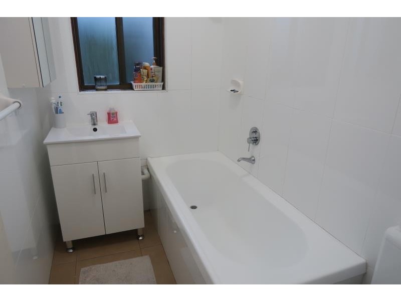 8/12 Hereward St, Maroubra NSW 2035