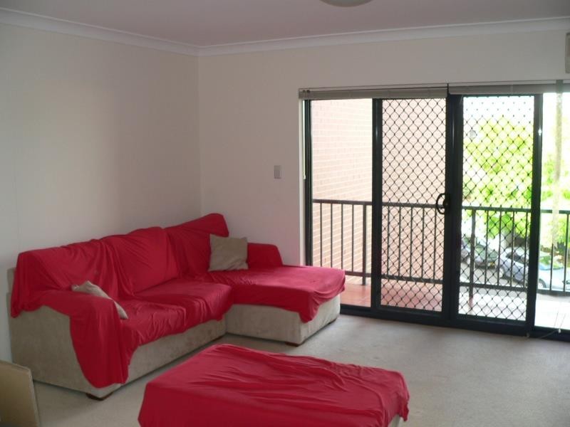 1-01/2 Applebee St, St Peters NSW 2044