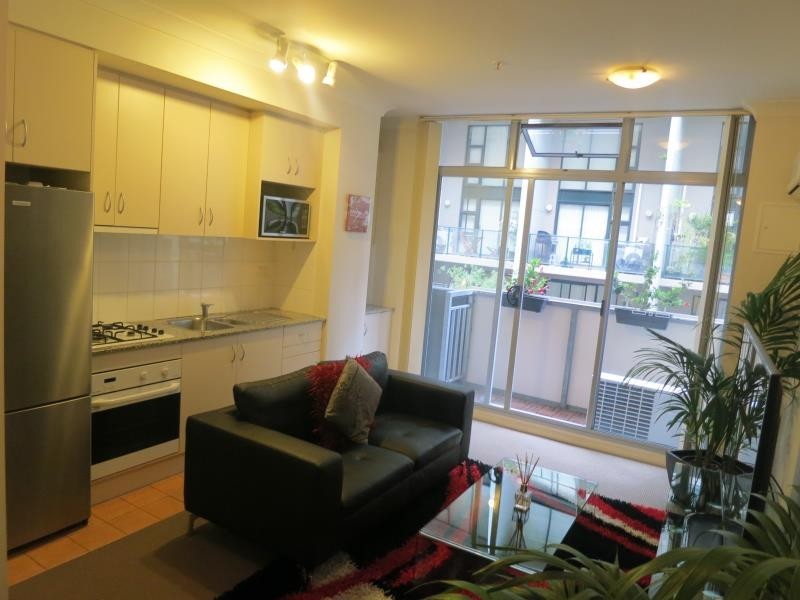 34/6-18 Poplar Street, Surry Hills NSW 2010