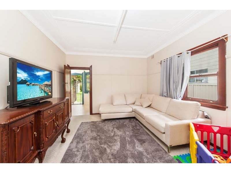 19 Wolger Street, Como NSW 2226