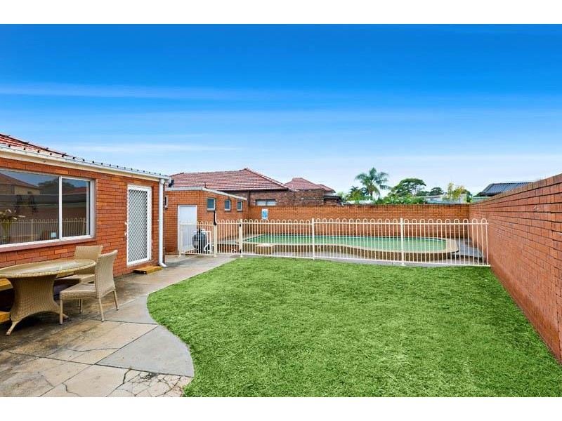 14 Hume Street, Chifley NSW 2036