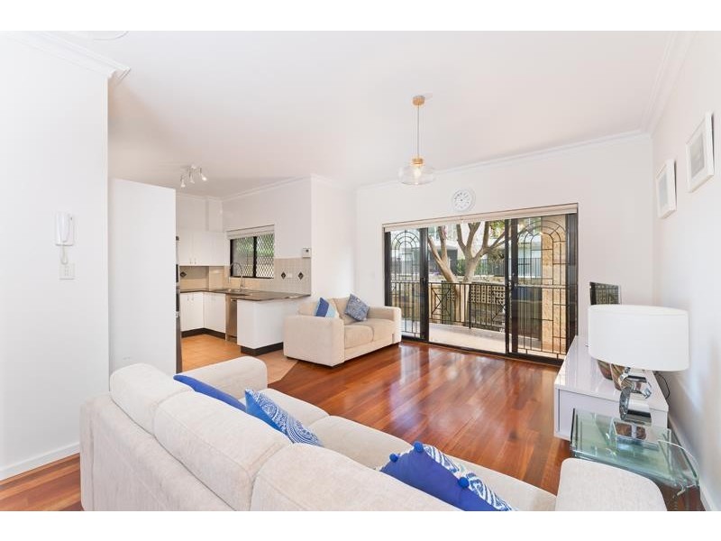 2/5 Alison Rd, Kensington NSW 2033