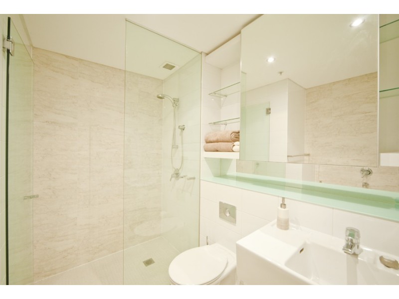 1/7 Sterling Cct, Camperdown NSW 2050