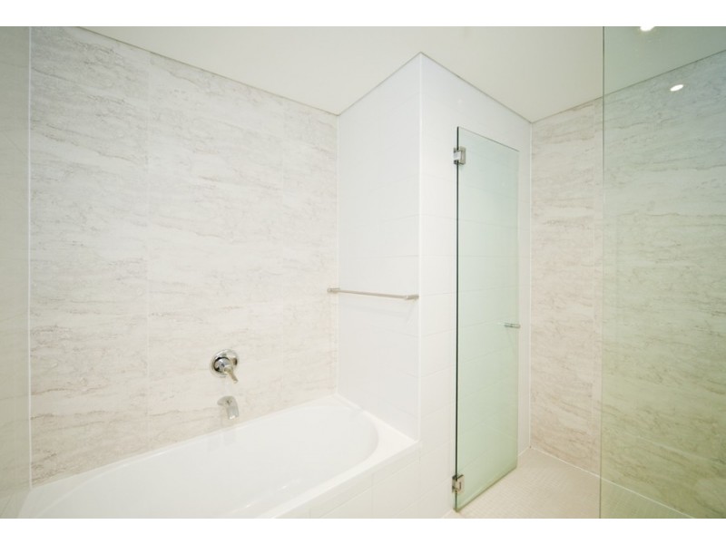 1/7 Sterling Cct, Camperdown NSW 2050