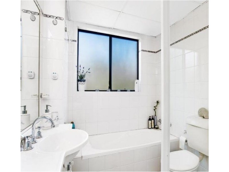 10/23 Showground Road, Castle Hill NSW 2154