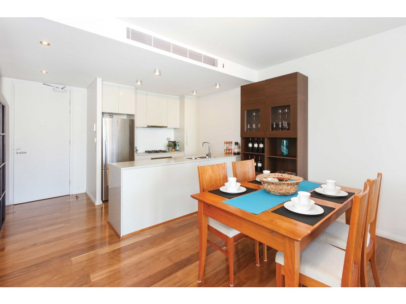 102/300 Pacific Highway, Crows Nest NSW 2065