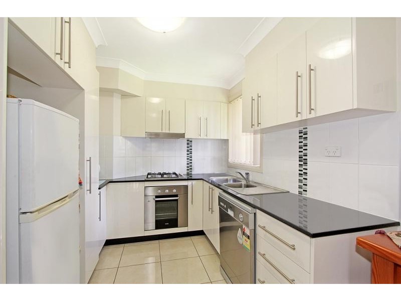 4/37 Adelaide Street, Oxley Park NSW 2760