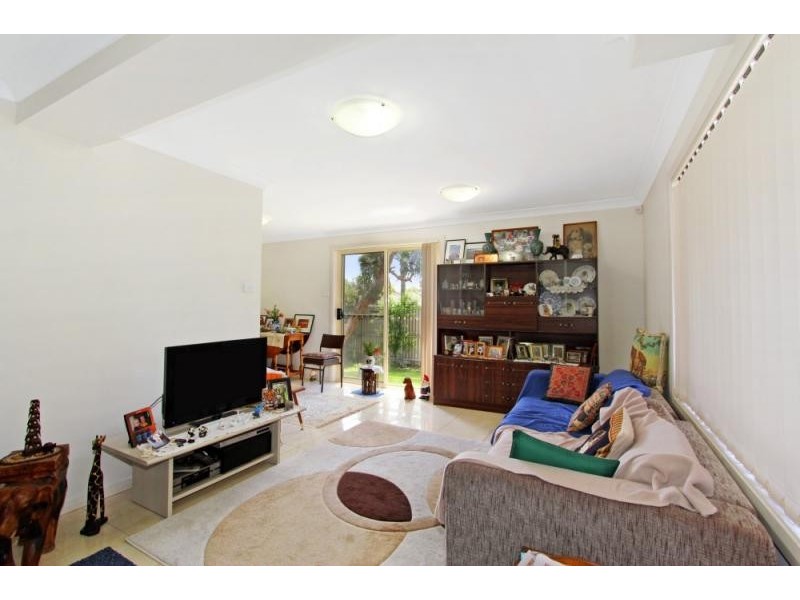 4/37 Adelaide Street, Oxley Park NSW 2760