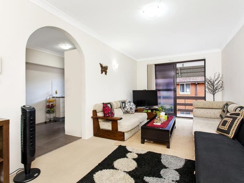 8/11 Brisbane Street,, Harris Park NSW 2150