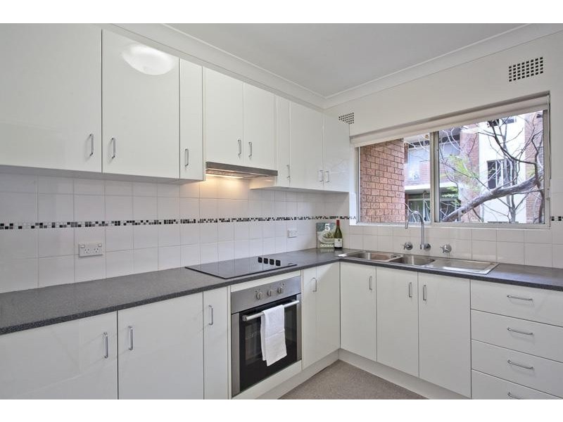 4/4 Cottonwood Crescent, Macquarie Park NSW 2113