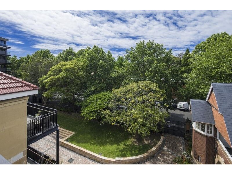 33/299 Forbes Street, Darlinghurst NSW 2010