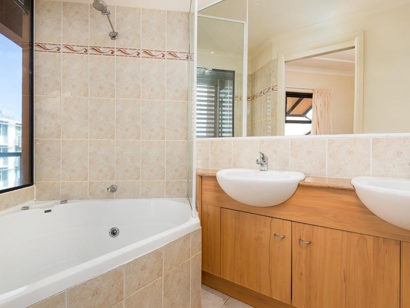 19/34 Moray Street, New Farm QLD 4005