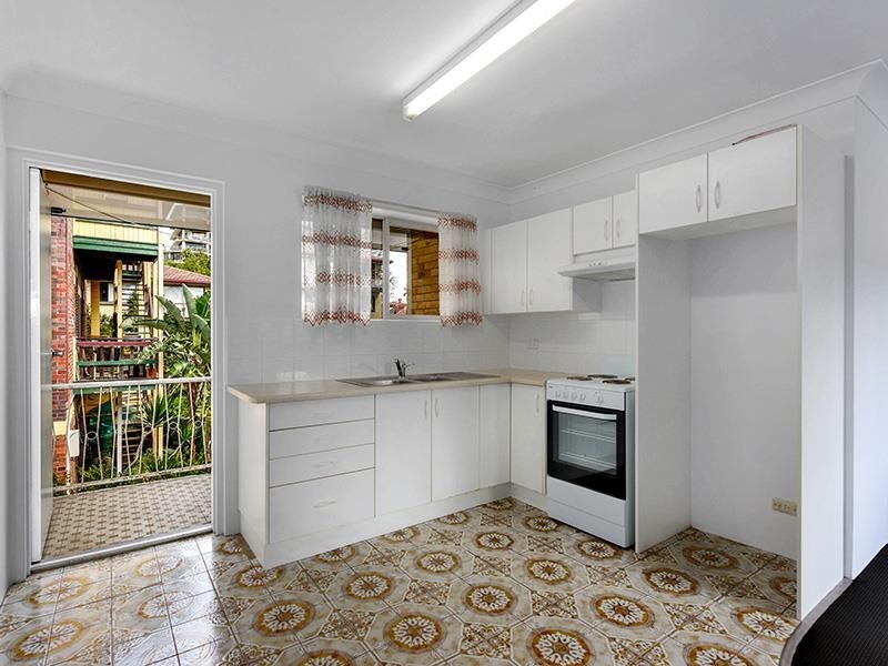 8/111 Moreton, New Farm QLD 4005