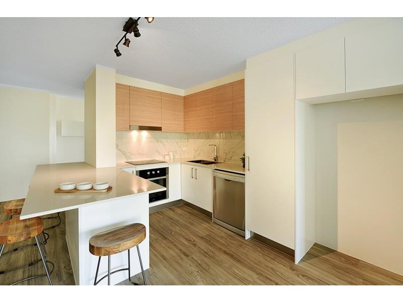 18/3 Old Burleigh Road, Surfers Paradise QLD 4217