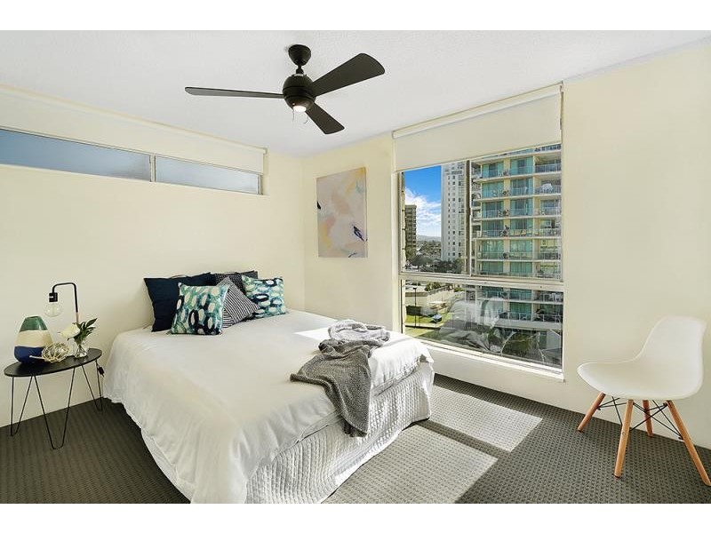 18/3 Old Burleigh Road, Surfers Paradise QLD 4217