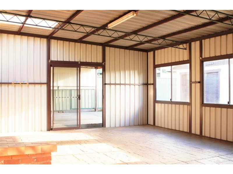 27 Barr Street, Colyton NSW 2760