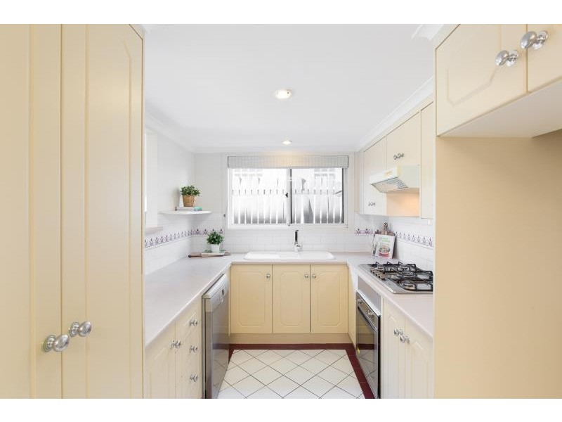 1/72 Miles Street, Hawthorne QLD 4171