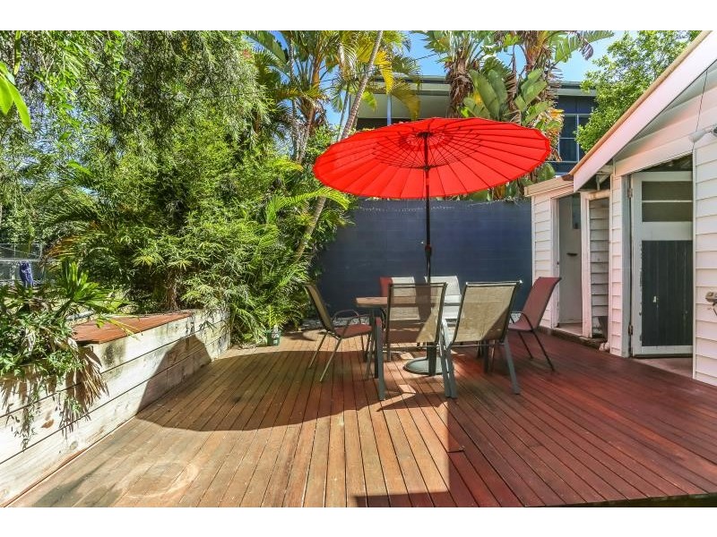 7 Moonya Street, Bardon QLD 4065
