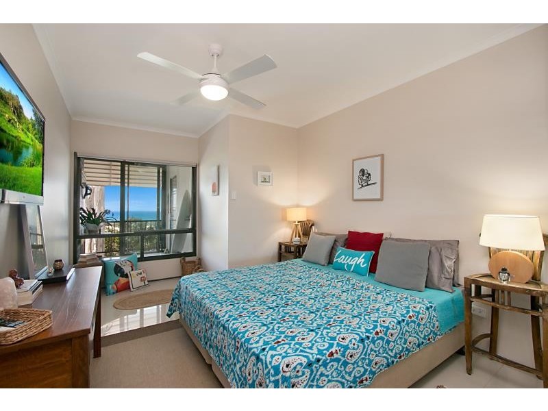 2/18 Brake St, Burleigh Heads QLD 4220