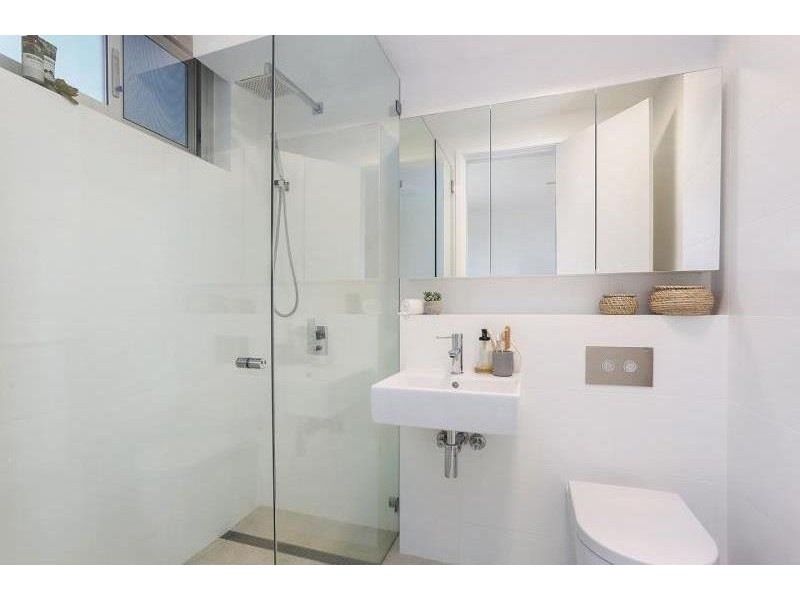 10/17 Wallis Parade, North Bondi NSW 2026