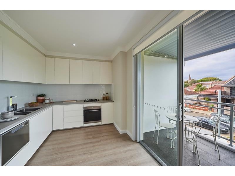 8/3 Roach St, Marrickville NSW 2204