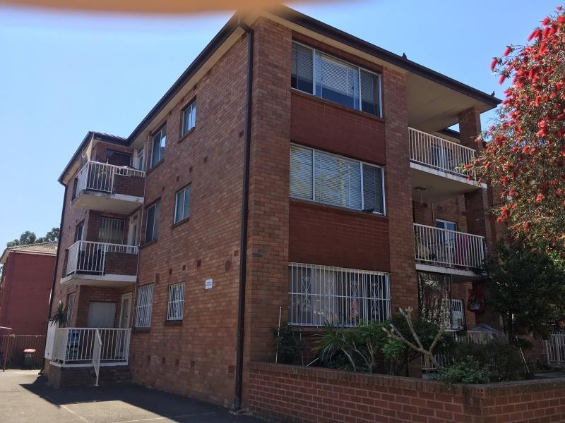 10/15 Mascot Drive, Eastlakes NSW 2018