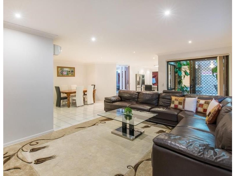 3 Marianna Street, Mansfield QLD 4122