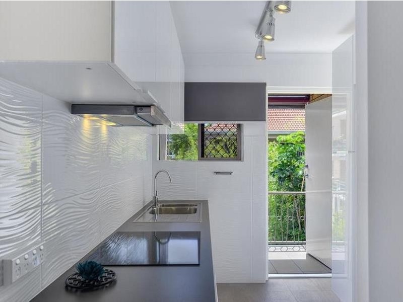 12/111 Moreton Street, New Farm QLD 4005