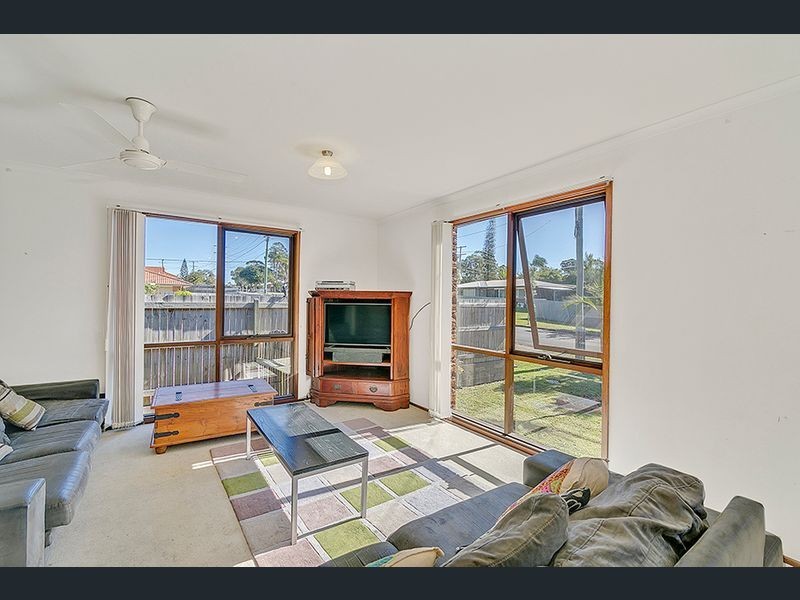 13 Sarah Street, Loganlea QLD 4131