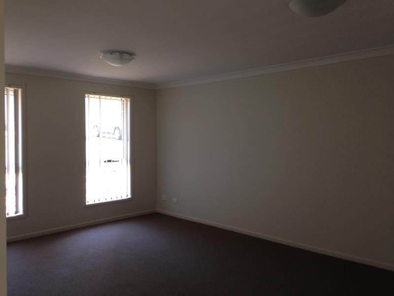 6 Thomas Kearney Close, Raymond Terrace NSW 2324