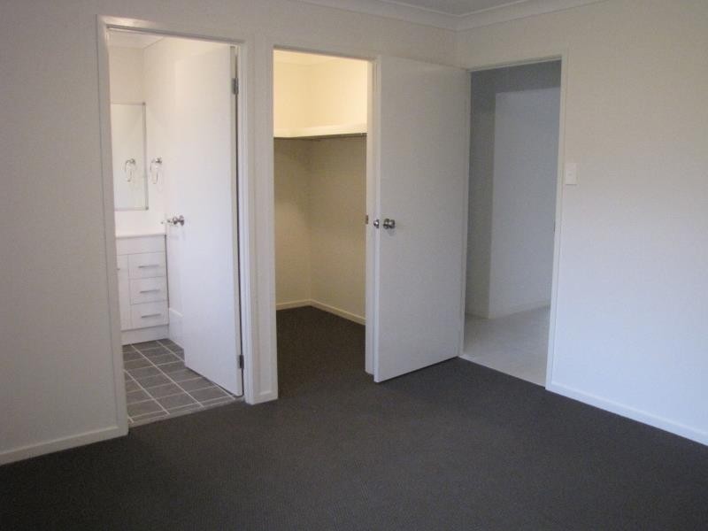 2 Muirfield Avenue, Cessnock NSW 2325