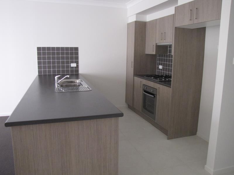 42/8 Stockton Street, Morisset NSW 2264