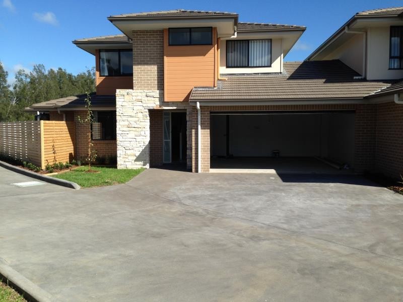 10/5 Stonebridge Drive, Cessnock NSW 2325