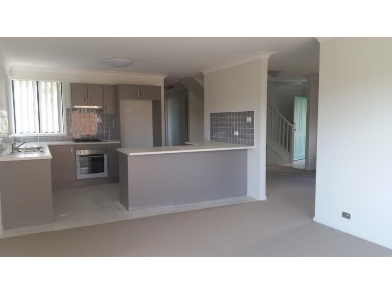 10/5 Stonebridge Drive, Cessnock NSW 2325