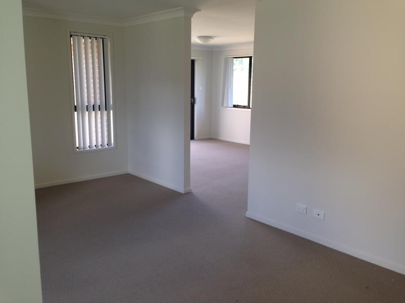 10/5 Stonebridge Drive, Cessnock NSW 2325