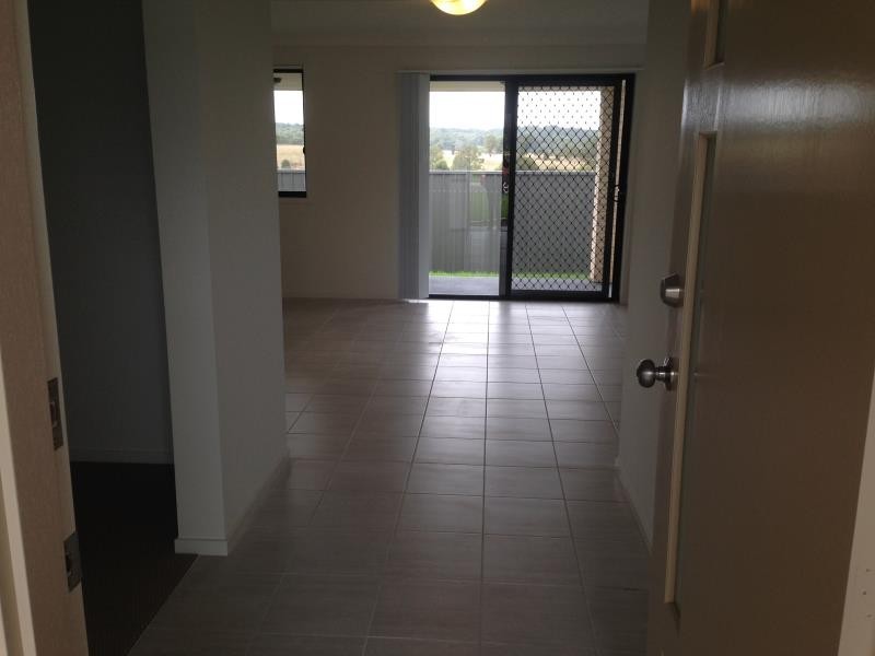 1 Hobden Street, Hunterview NSW 2330