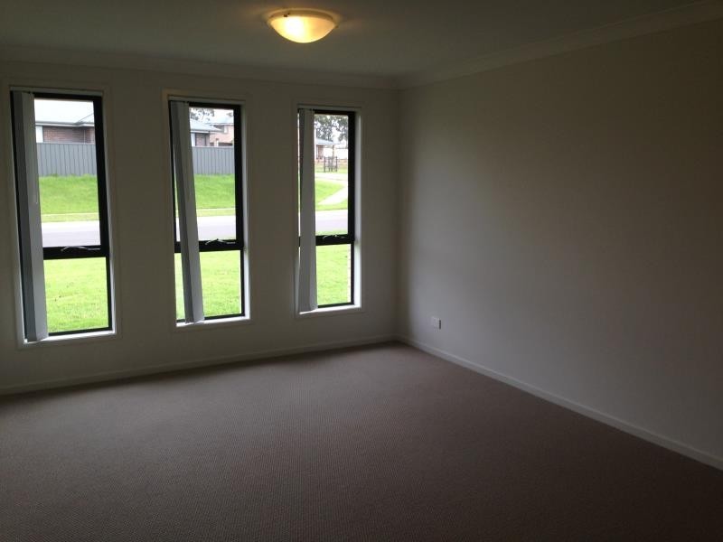 1 Hobden Street, Hunterview NSW 2330