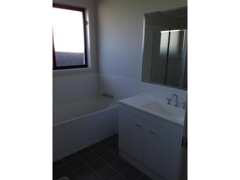 31 MILEHAM CIRCUIT, Rutherford NSW 2320