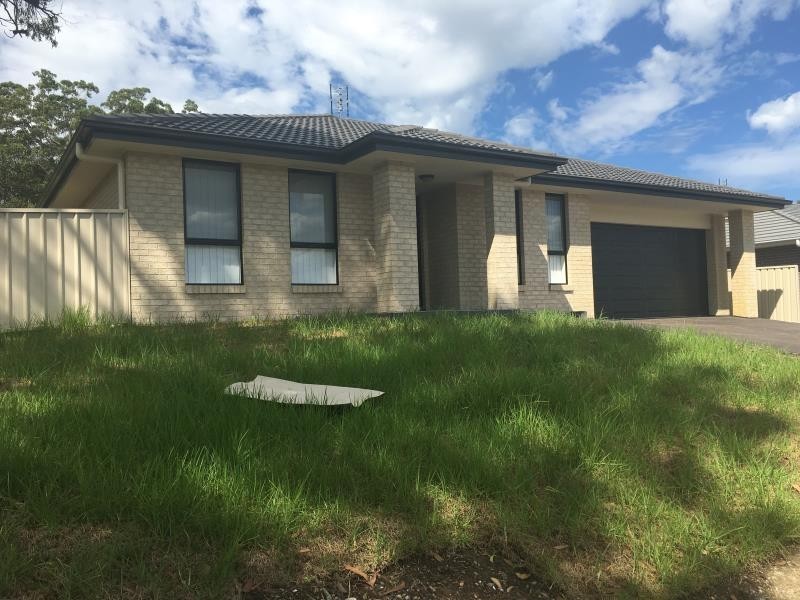 16 Chris Place, Edgeworth NSW 2285