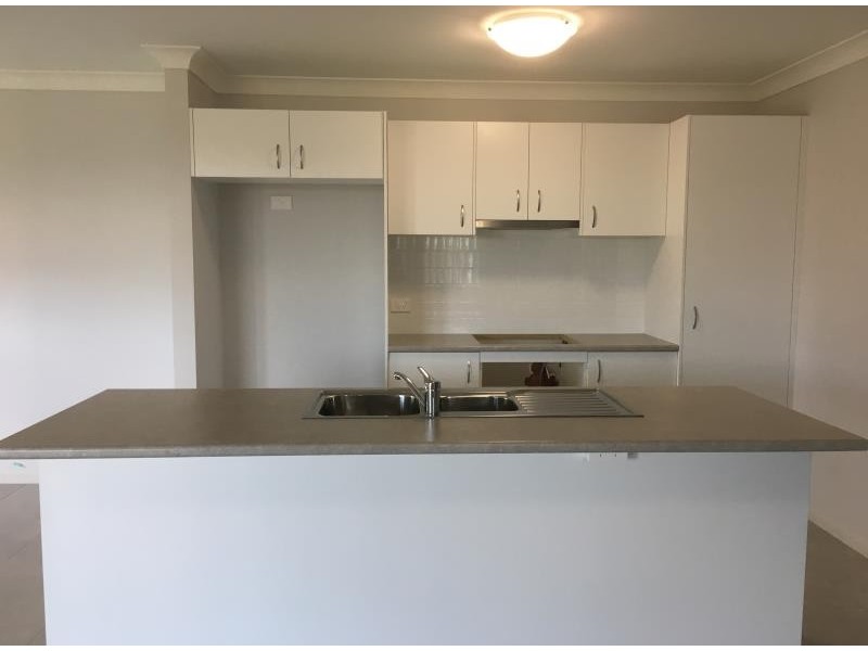 35 Tempranillo Crescent, Cessnock NSW 2325