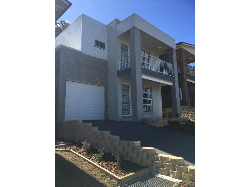 28 Corymbia Street, Croudace Bay NSW 2280