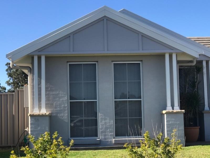 10 Connel Drive, Heddon Greta NSW 2321