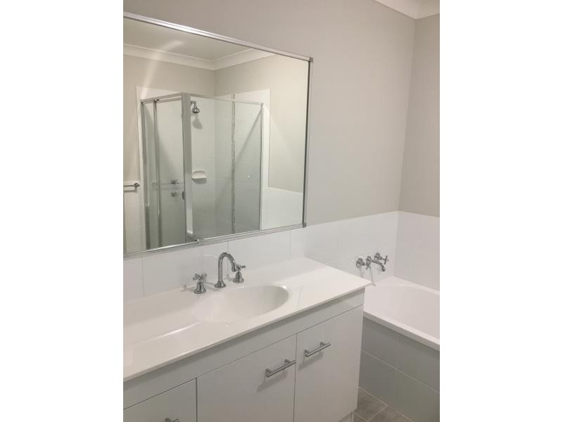 27A Tempranillo Crescent, Cessnock NSW 2325