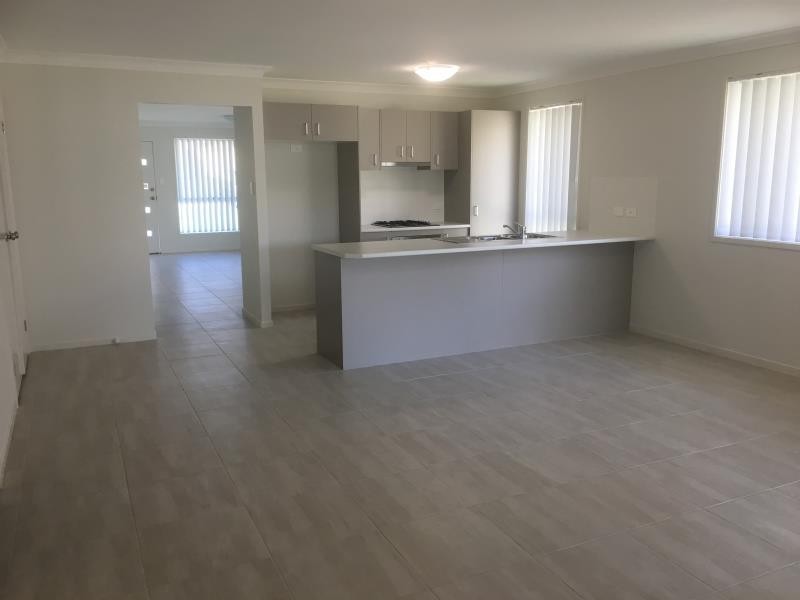 12 Croft Close, Thornton NSW 2322