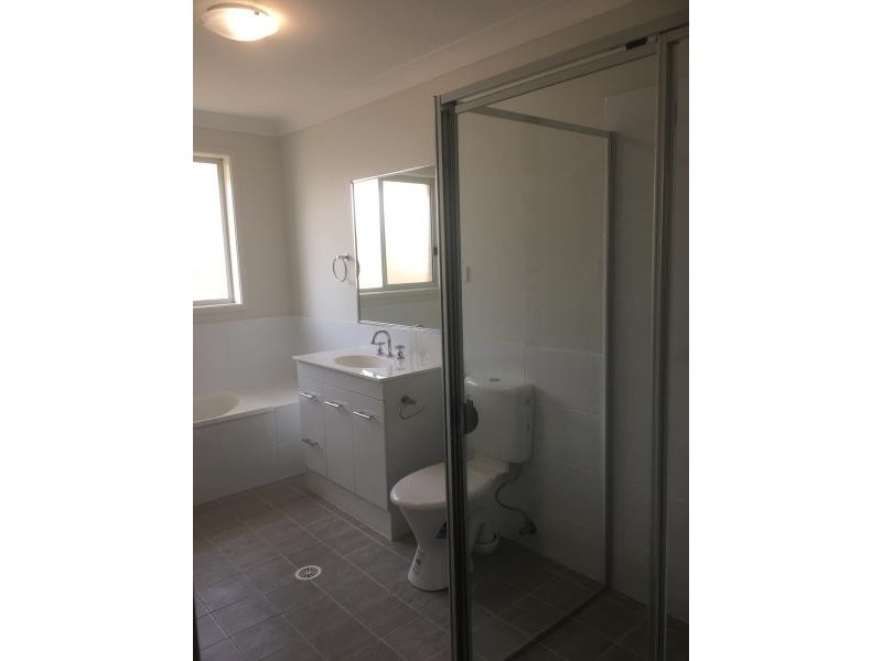 12 Croft Close, Thornton NSW 2322