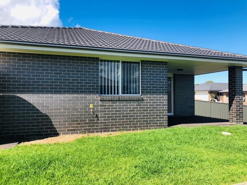 1 Verbeena Avenue, Hamlyn Terrace NSW 2259