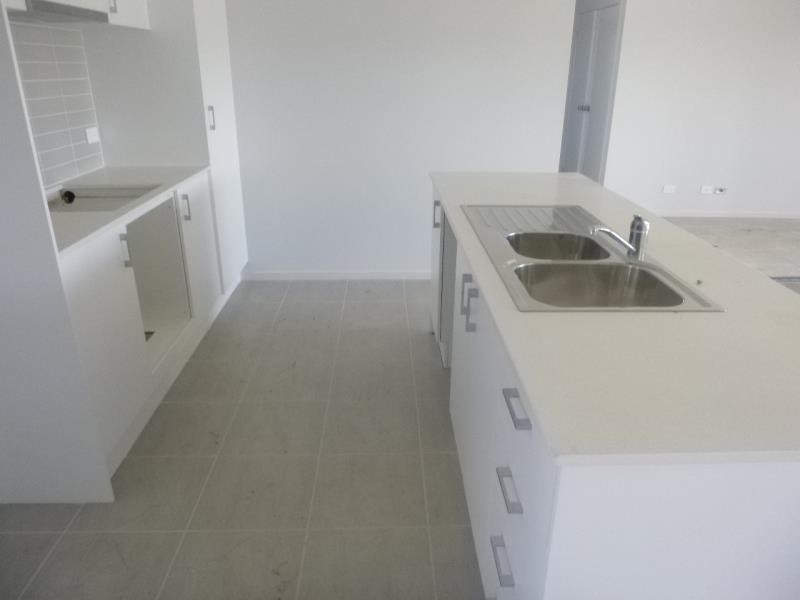 4 Tanzanite Street, Rutherford NSW 2320