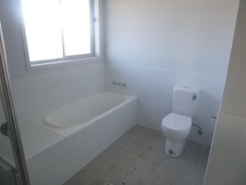 4 Tanzanite Street, Rutherford NSW 2320